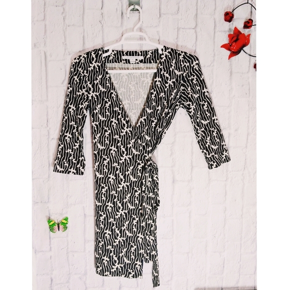 Diane Von Furstenberg Black and White Wrap Dress - Picture 1 of 6
